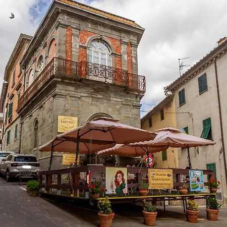 Residenza Palazzo Ghio 3* Scansano